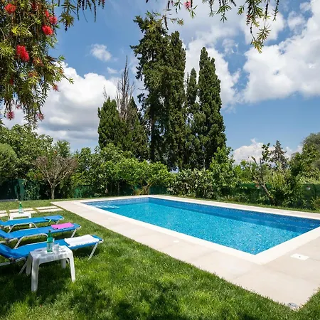 펜션 Corfu 2